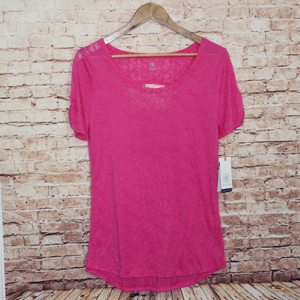 Gaiam | Pink Cutout Yoga Athleisure Top